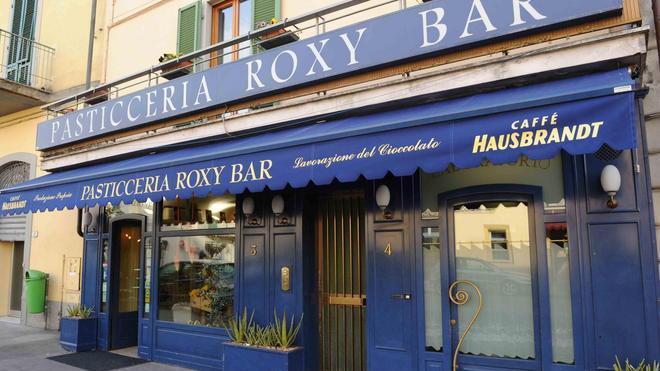 Un “Aperi-dog” al Roxy Bar per beneficenza