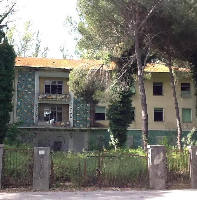 Ex colonia Laveno, pugno nell’occhio