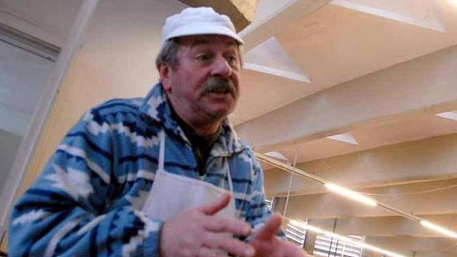 «Il mercato coperto sta cadendo a pezzi»