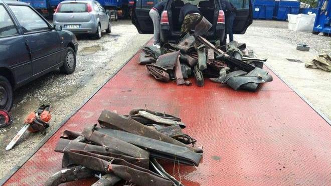 Furto di rame: tre arresti e sequestrati 800 kg di materiale