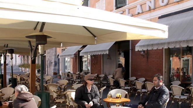 Non aumenterà la tassa sul suolo pubblico
