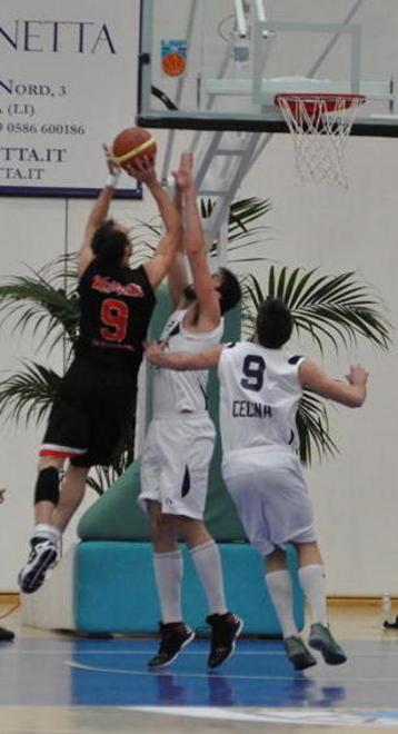 Basket Cecina: Favilli e Viti inseriti in prima squadra 