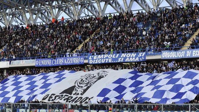 Il popolo azzurro torna in coda per i biglietti