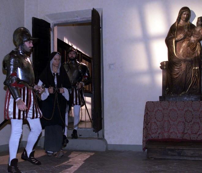 Medioevo e misteri a Rivalto rivive la Notte della strega