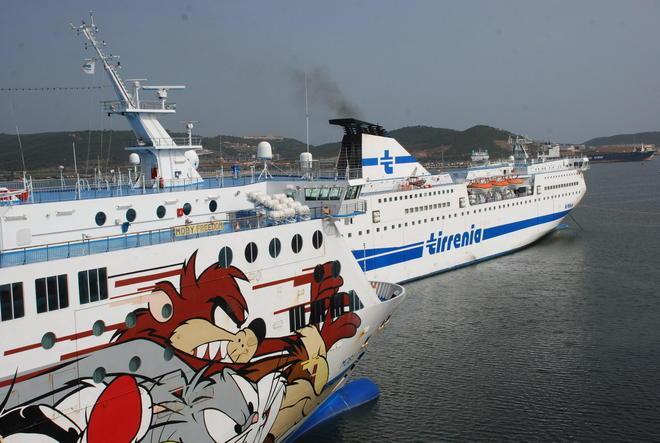 Moby-Tirrenia, i piani di Onorato per la Sardegna: "Più sconti e 4 nuovi supertraghetti"