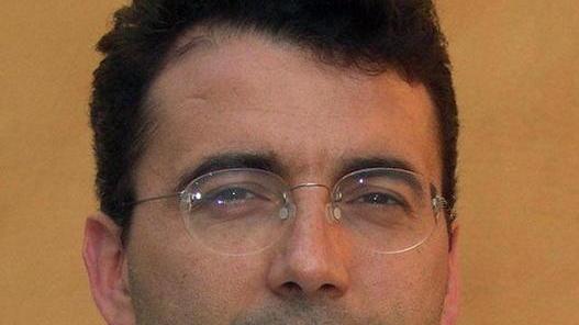 Ai fedeli non piace il prete moderno: don Fabrizio se ne va