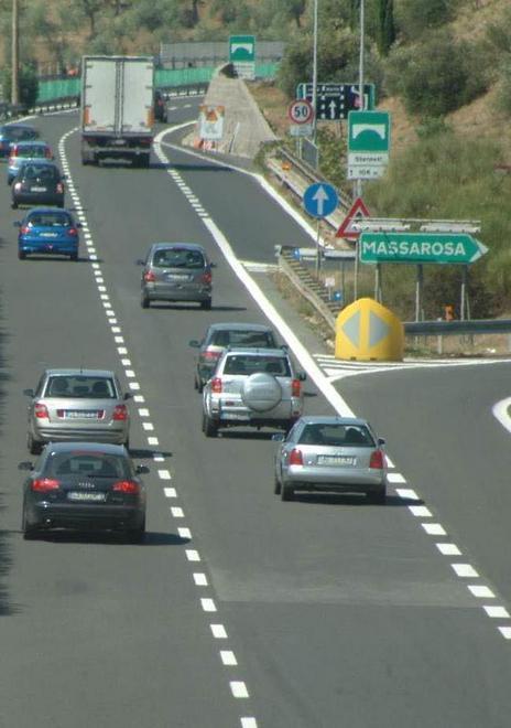 I bagni: incassi ridotti per le code in autostrada 