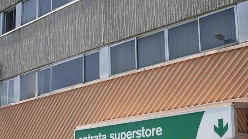 Seicento euro rubati alla Pam Merce sottratta all’Esselunga