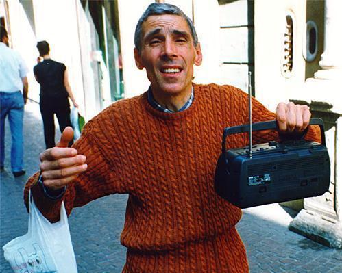 Coppia arrestata per estorsione al popolare Mario «son sodo» 