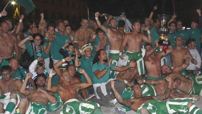 I Verdi della Palla Grossa sfidano i Rossi del calcio storico fiorentino