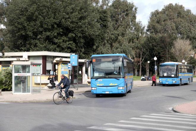 Tentata rapina in piazza arrestato un giovane 
