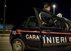 Aggressione e tentata violenza fuori da locale in Darsena 