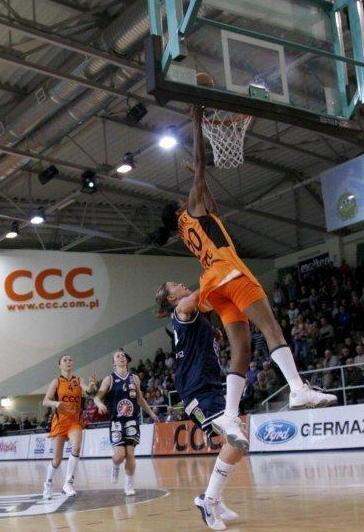 Basket femminile, Pozzuoli e Taranto non si iscrivono all’A1 