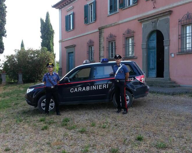 Trasportava merce rubata in un albergo di lusso, denunciato 