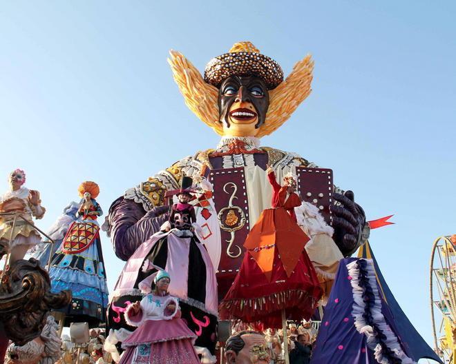 In arrivo due sfilate notturne del carnevale estivo 