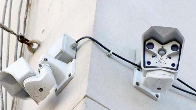 Arrivano le telecamere nella nuova piazza Bovio