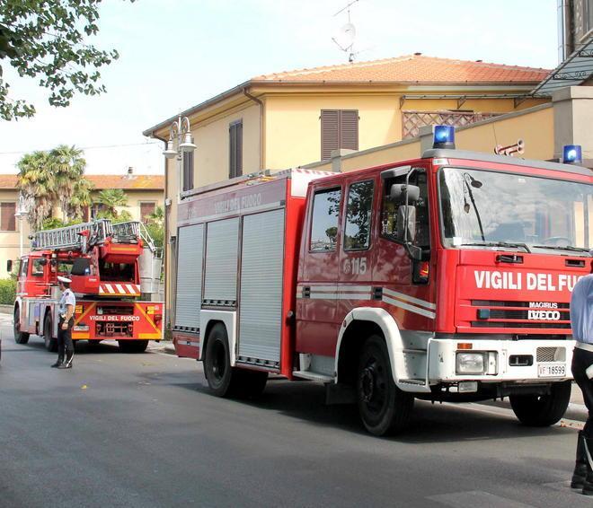 Allarme per un incendio alla Torrefazione Ideal Moka