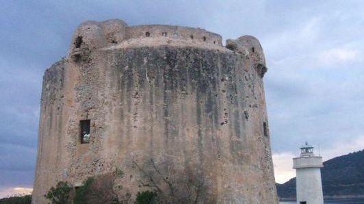 La torre di Porto Conte, tra le più grandi di Alghero