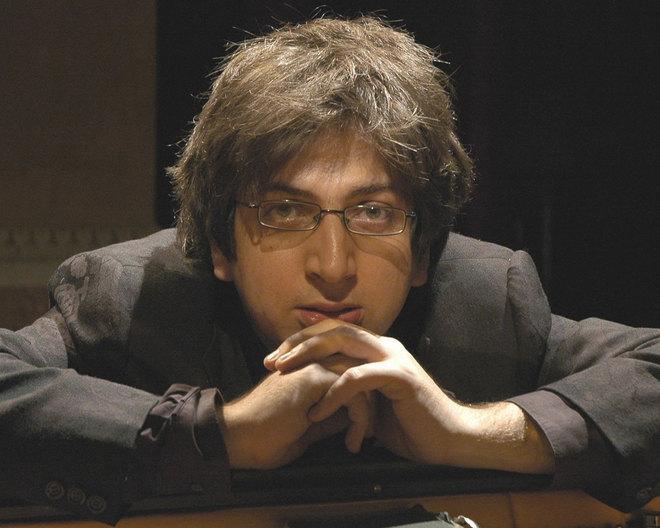 Il pianista Ramin Bahrami in concerto alla Lazzerini 