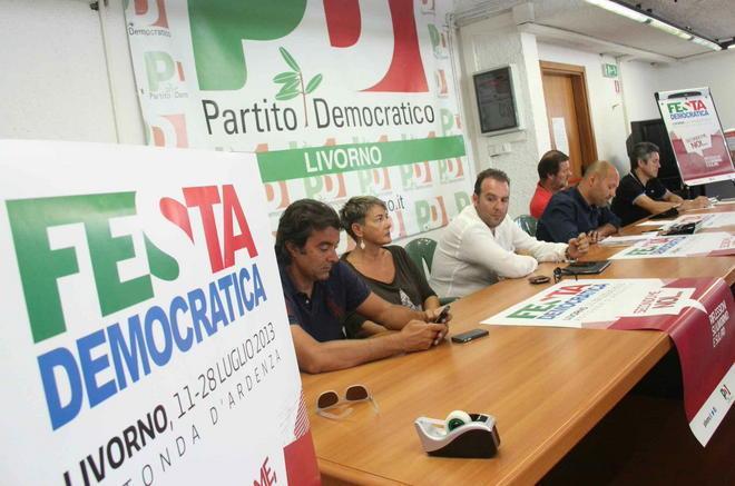 «Facciamo il congresso del Pd a Livorno» 