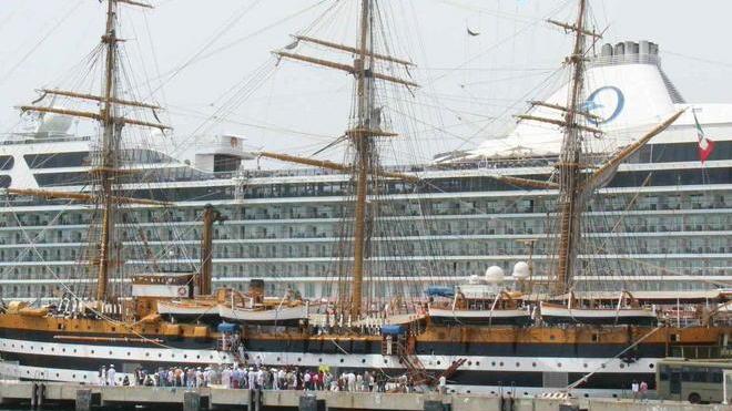 Emozioni a bordo della nave Vespucci