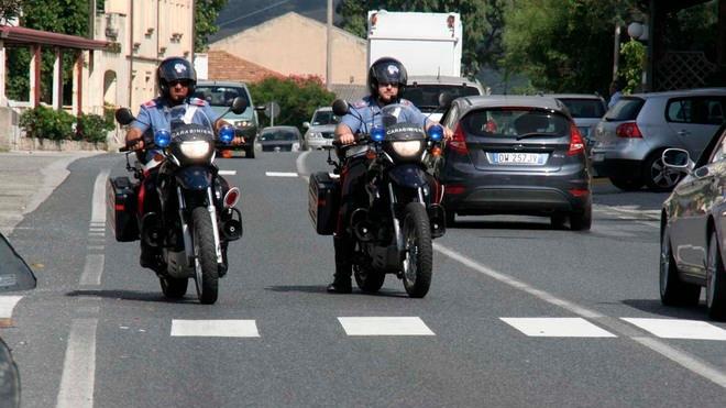 Sorpresi a rubare negli stabilimenti balneari: arrestati