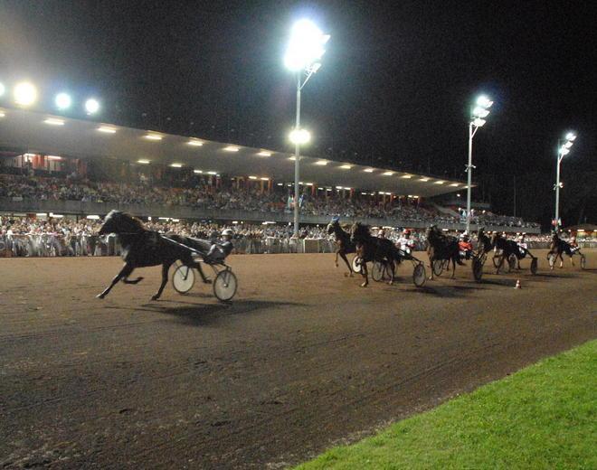 Cavalli in pista nel ricordo di Biagini 