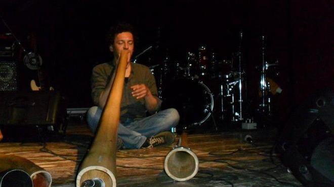Sul Colle stregati dal didjeridoo suona Jacopo l’aborigeno bianco