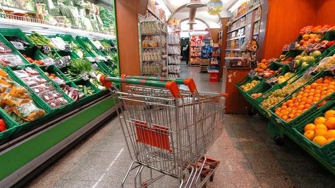 Un market solidale per aiutare le famiglie