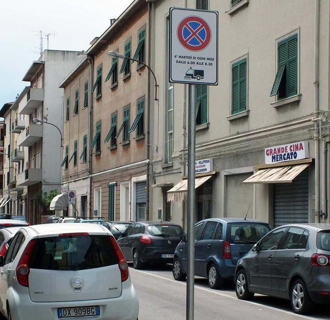 Pulizia strade: la rimozione è implicita nel tipo di divieto