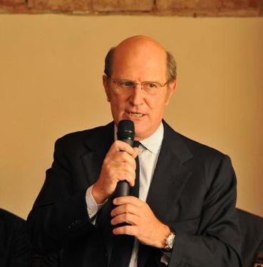 Turismo e promozione a bordo di auto chic 