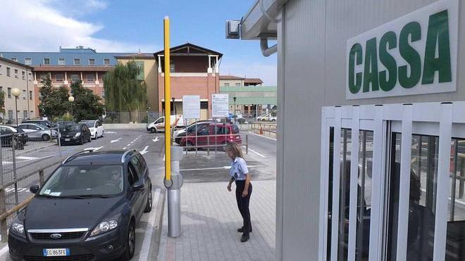 Pagamento solo alla cassa gestita da operatori Pisamo