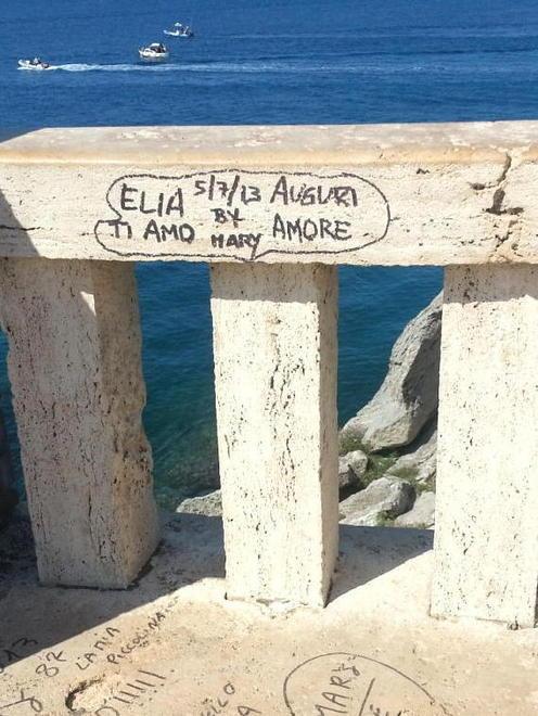 «Decoro urbano, siano i cittadini a vigilare» 
