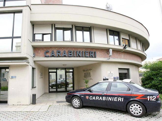Ladri arrestati dopo la caduta in piscina 