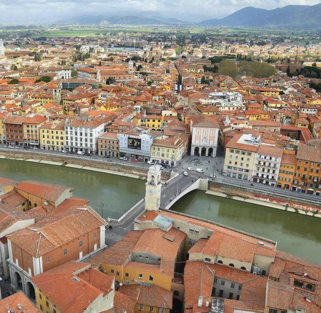 Ponte di Mezzo oggi in regalo la foto lato Tramontana