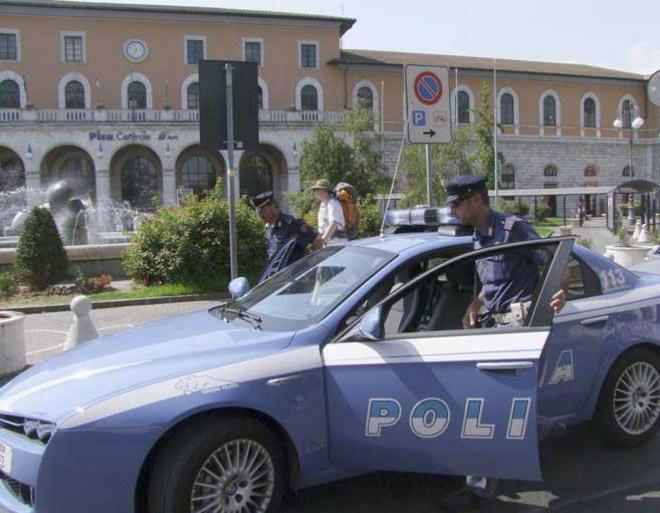 Ragazzina fugge e viene trovata in città