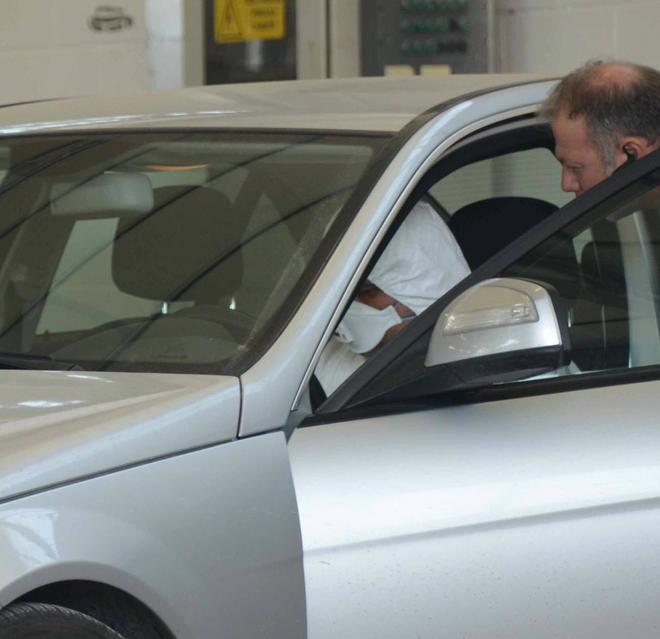 Nessuna traccia di sangue sul Fiorino e nelle due auto 