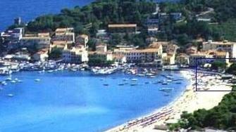 Un guardaspiaggia per la sicurezza balneare