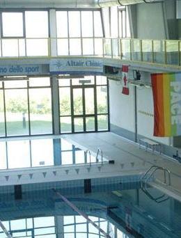 Piscina, cercasi società per la nuova gestione