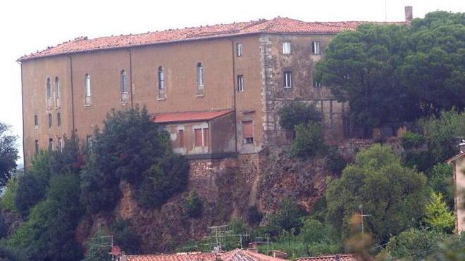 Due case e un castello all’asta per circa 2,5 milioni di euro