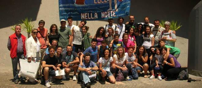 Prato, animatori e spazzini nelle strade di Scampia 