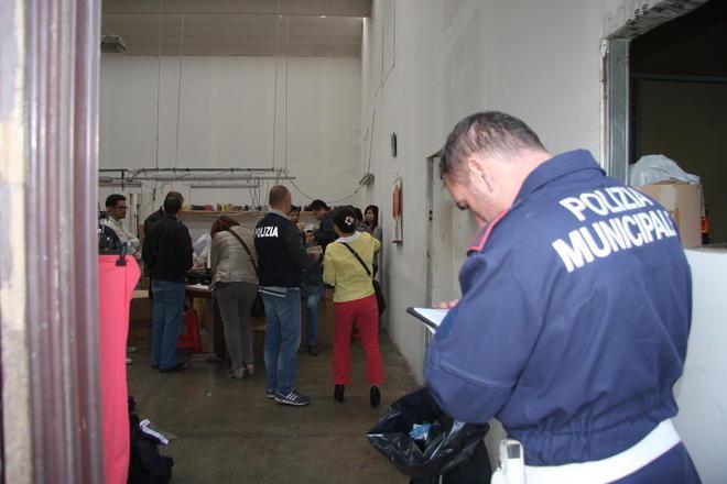 Prato, sospesa l’attività nella ditta cinese dove è morto un italiano 