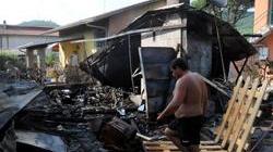 Incendio a Codupino, brucia una baracca
