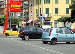 Muore dopo essere stato travolto nel parcheggio, accertamenti della Procura
