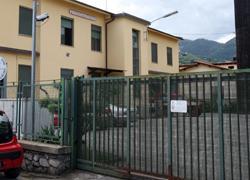 Caserma a rischio taglio Protesta dei vigili del fuoco