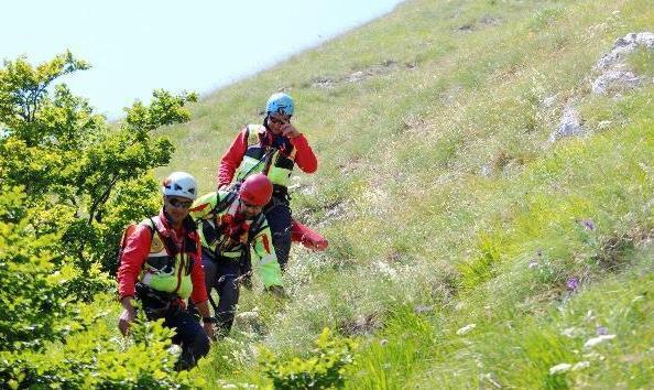 Ragazzo ritrovato dopo 5 ore nel bosco