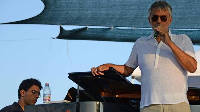 Coi duetti di Bocelli si “rompe” il Silenzio
