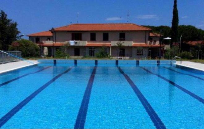 Marciana Marina, la piscina apre anche per chi non è socio 