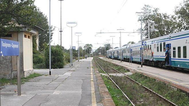 Le piccole stazioni non chiudono sospiro di sollievo per i pendolari 