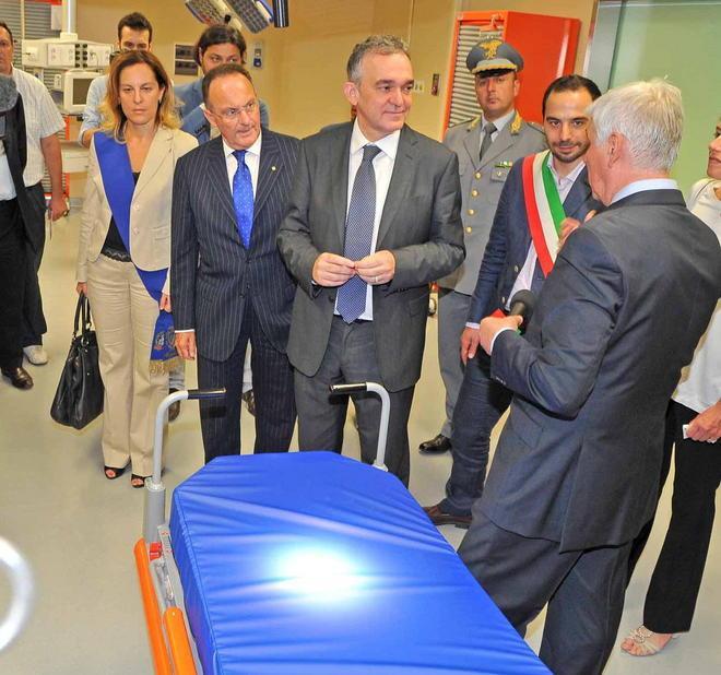 Pistoia, taglio del nastro all’ospedale San Jacopo 